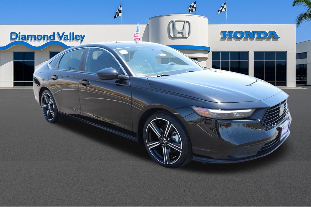 Used 2025 Honda Accord Sport image 1