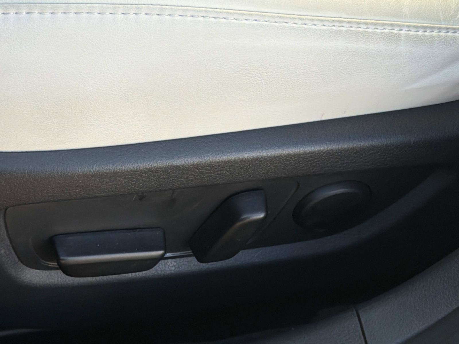 Used 2025 MAZDA CX-30 2.5 Turbo w/ Premium Plus Pkg image 21