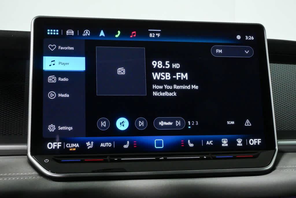 Certified 2025 Volkswagen Tiguan SE R-Line FWD image 13
