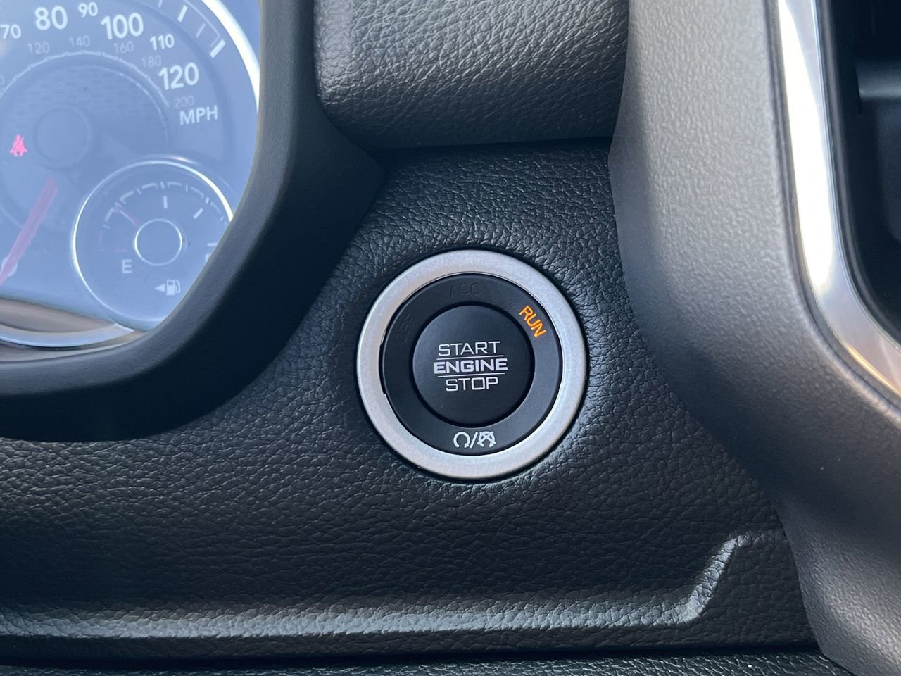 Used 2023 RAM 1500 Laramie image 22