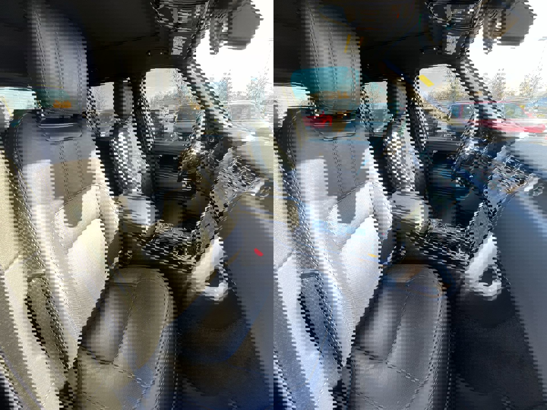 Used 2020 Land Rover Range Rover Long Wheelbase HSE image 29