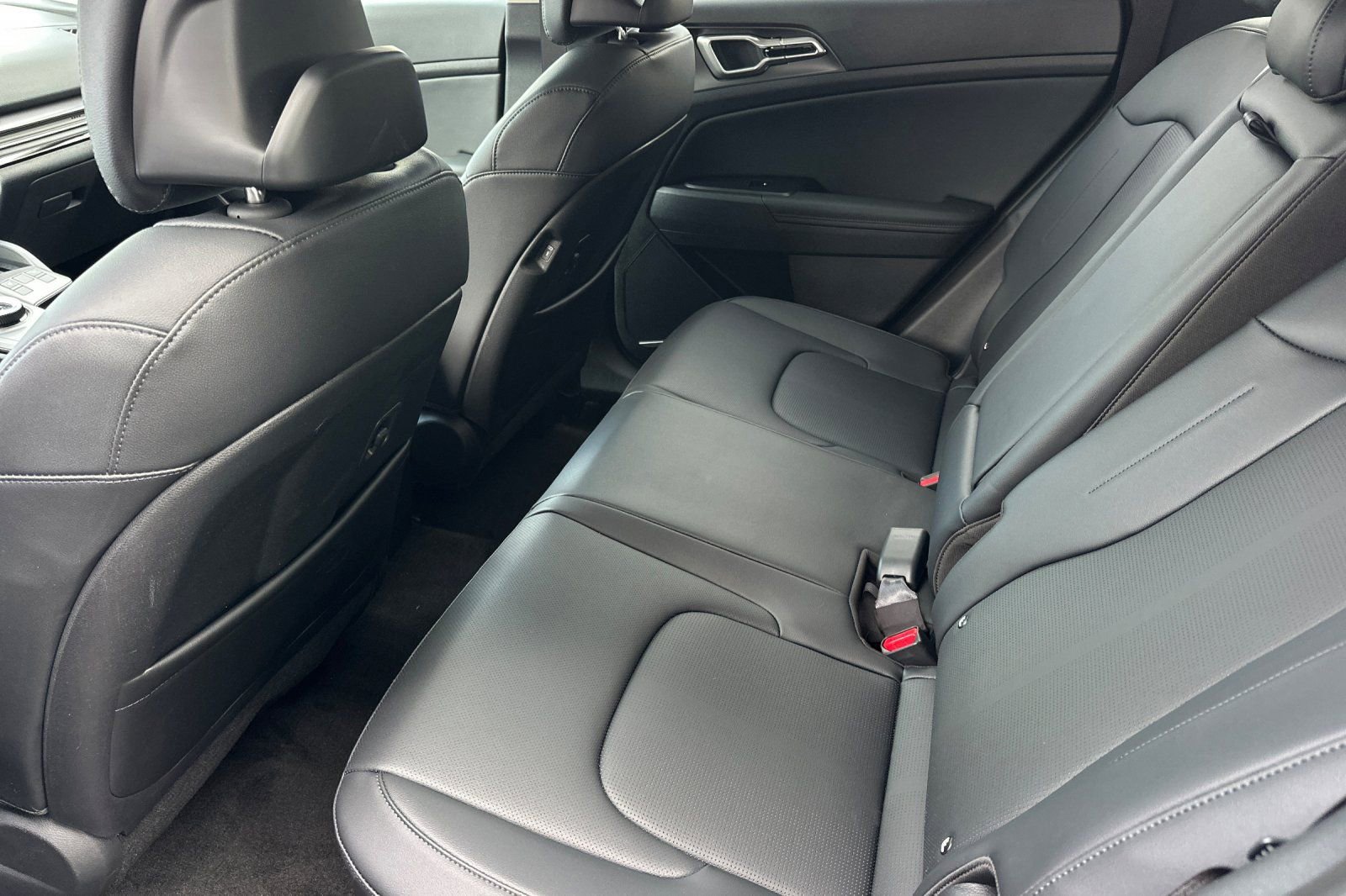 New 2026 Kia Sportage EX AWD/4WD image 10