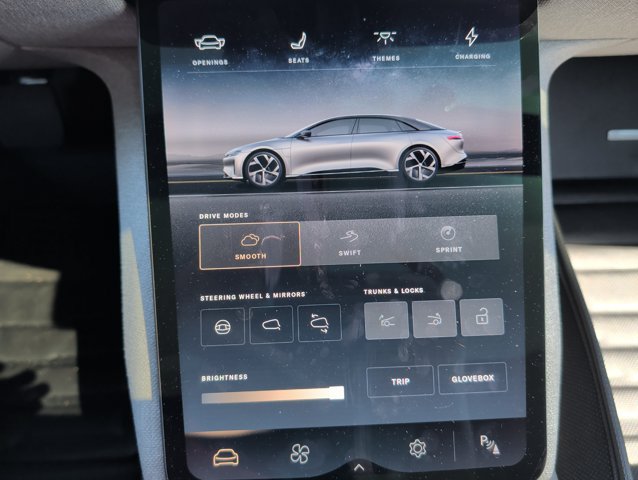 Used 2023 Lucid Air Touring AWD/4WD image 14