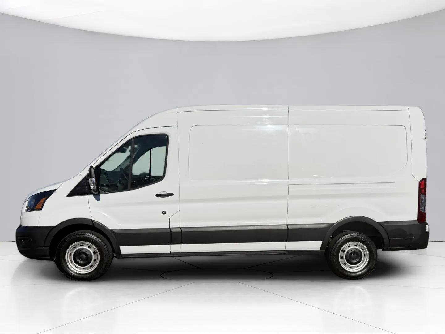 Used 2023 Ford Transit 250 Medium Roof image 10