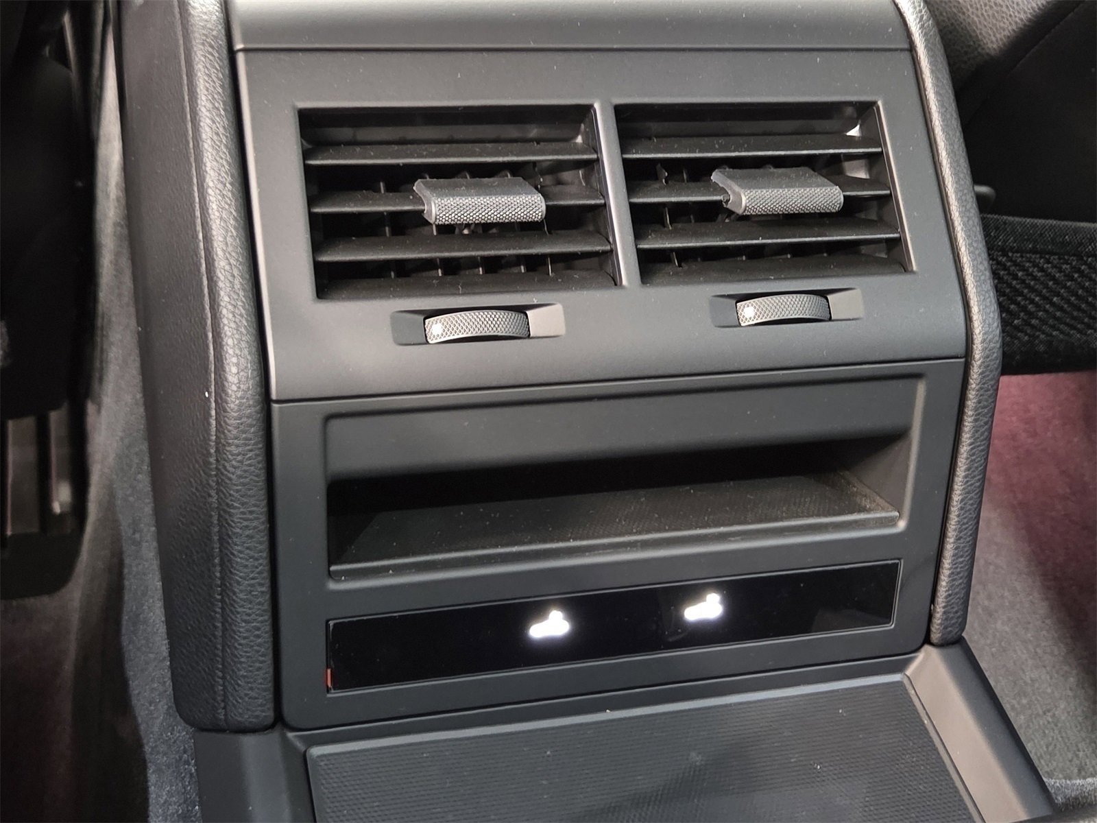 Certified 2025 Porsche Panamera image 12