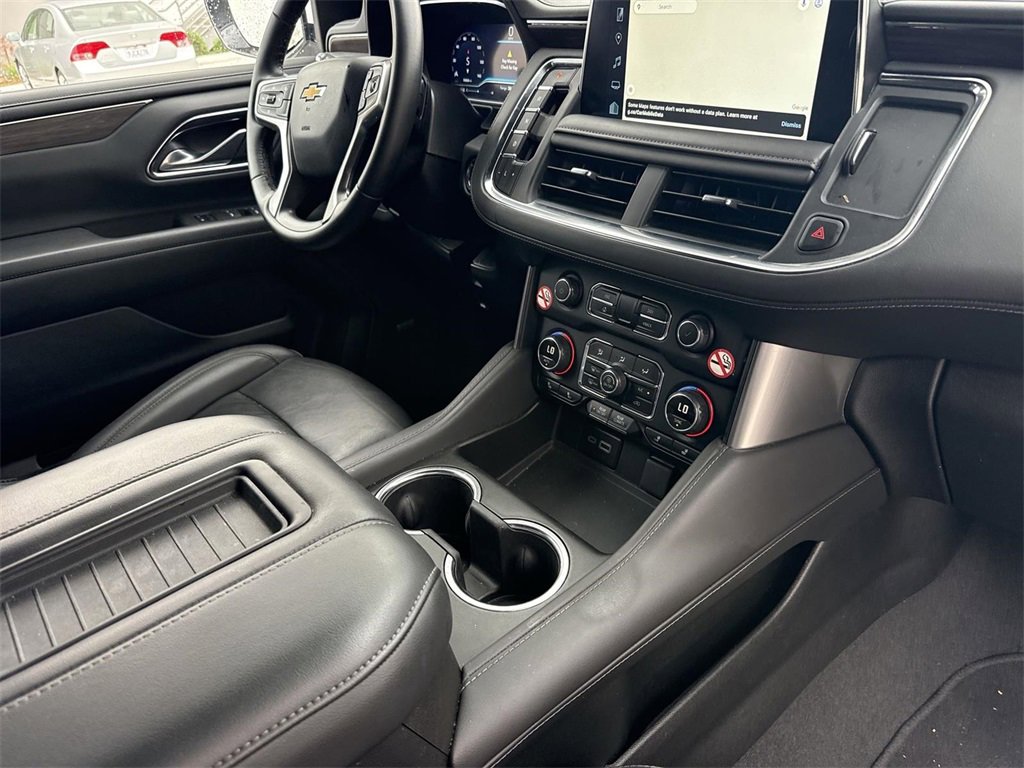 Used 2024 Chevrolet Suburban LT image 28