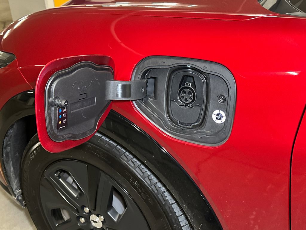 Used 2022 Ford Mustang Mach-E California Route 1 image 18