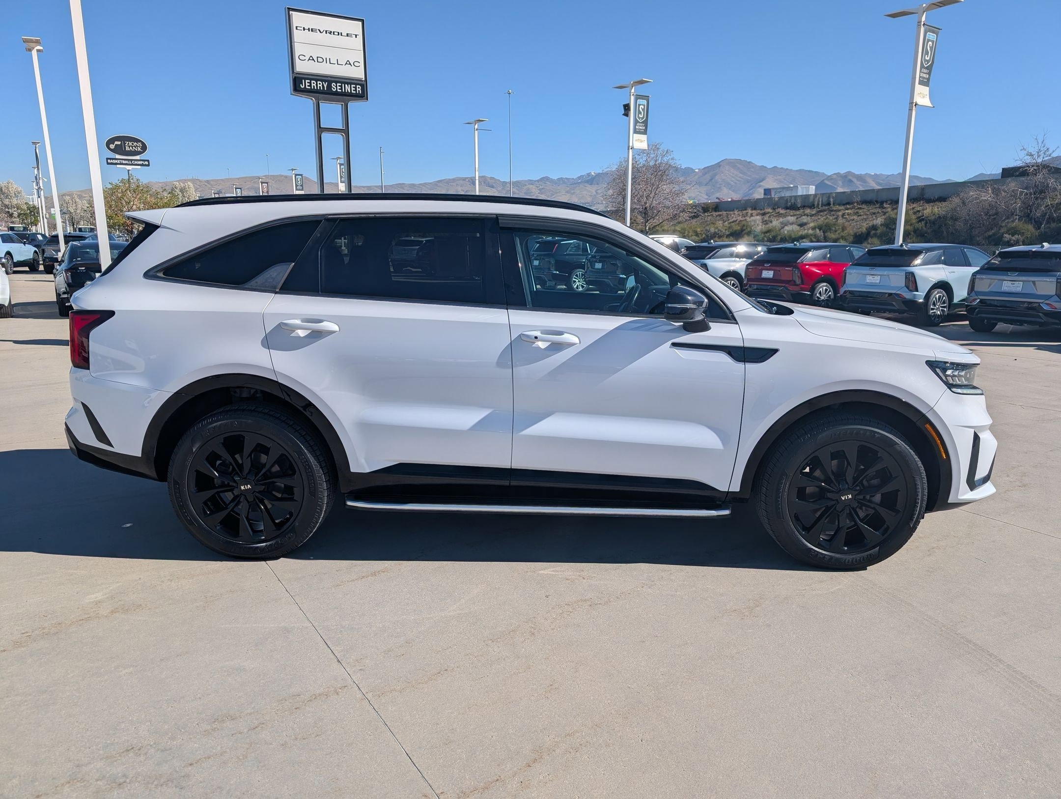 Certified 2021 Kia Sorento SX image 6