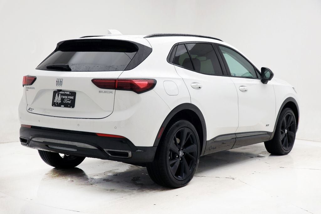 Used 2025 Buick Envision Sport Touring AWD/4WD image 9