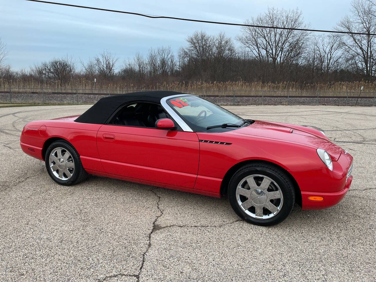 Used 2002 Ford Thunderbird RWD image 3