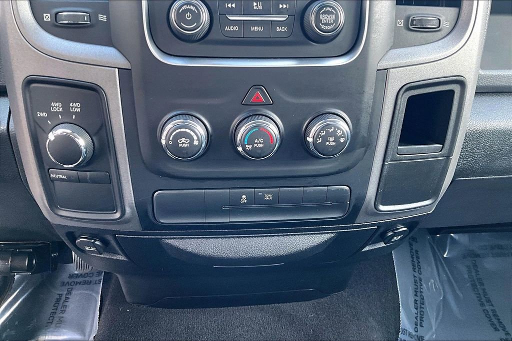 Used 2014 RAM 1500 Express image 31