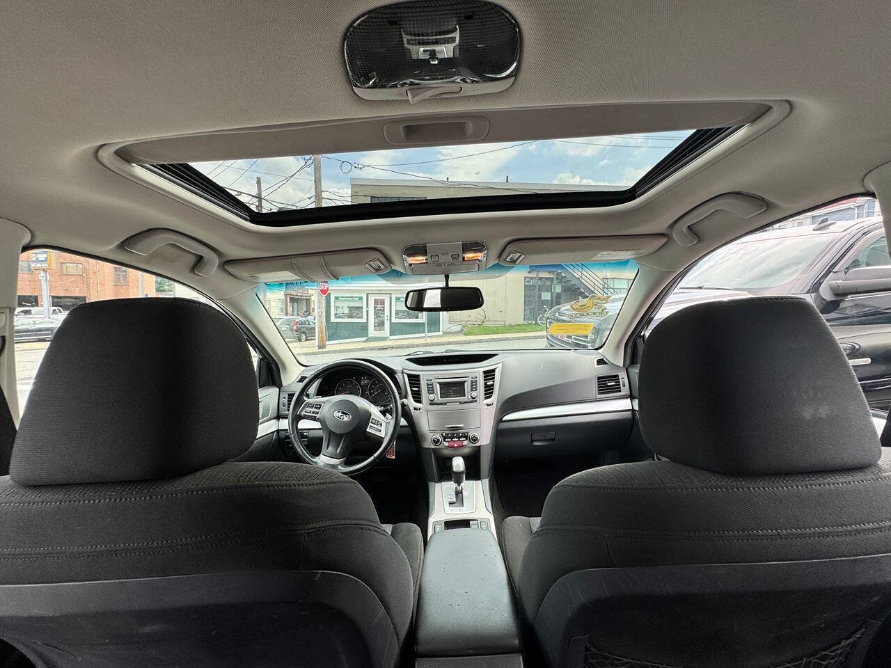 Used 2014 Subaru Outback 2.5i Premium AWD/4WD image 12
