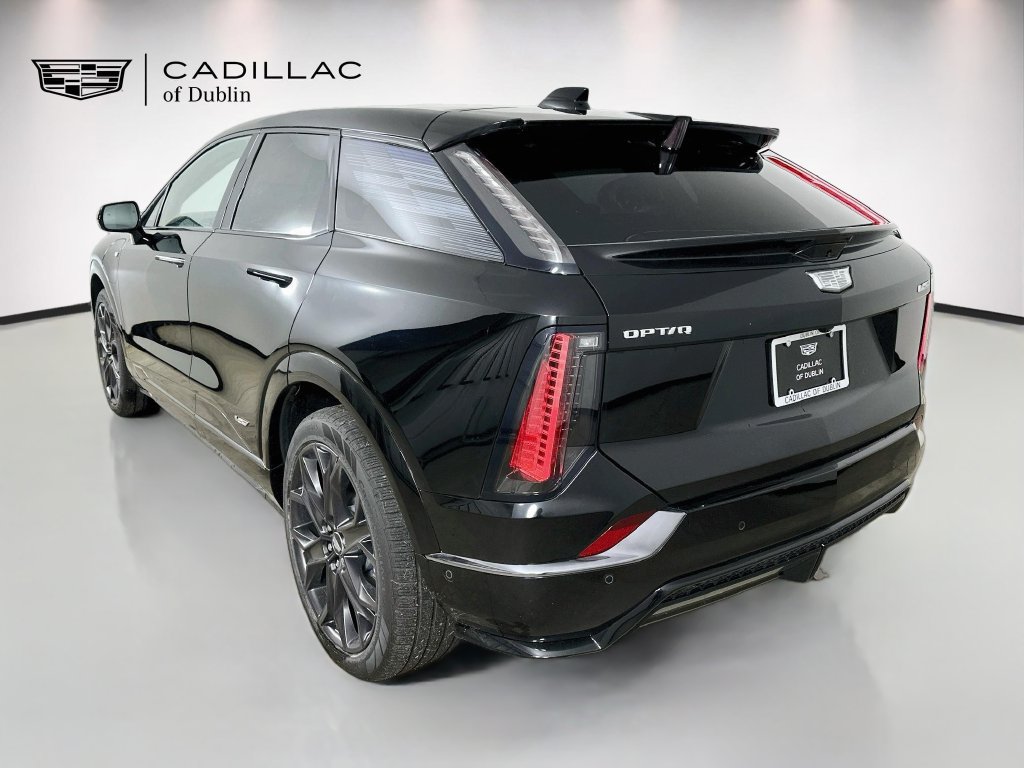 New 2026 Cadillac Optiq V w/ LPO, Floor Liner Package AWD/4WD image 7