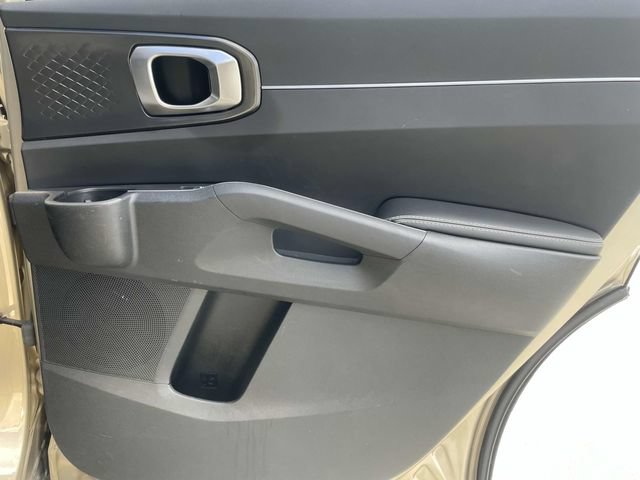 Used 2021 Kia Sorento S FWD image 19