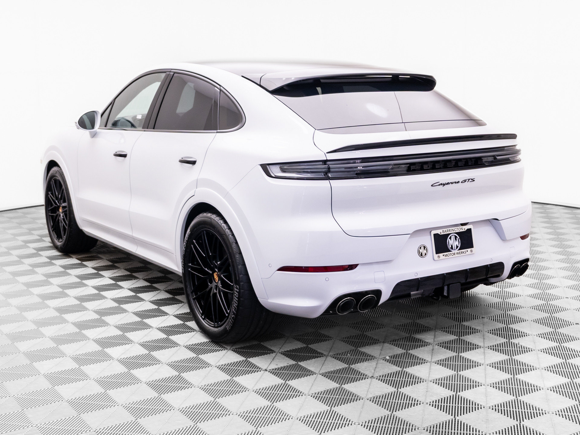 New 2026 Porsche Cayenne GTS AWD/4WD image 3