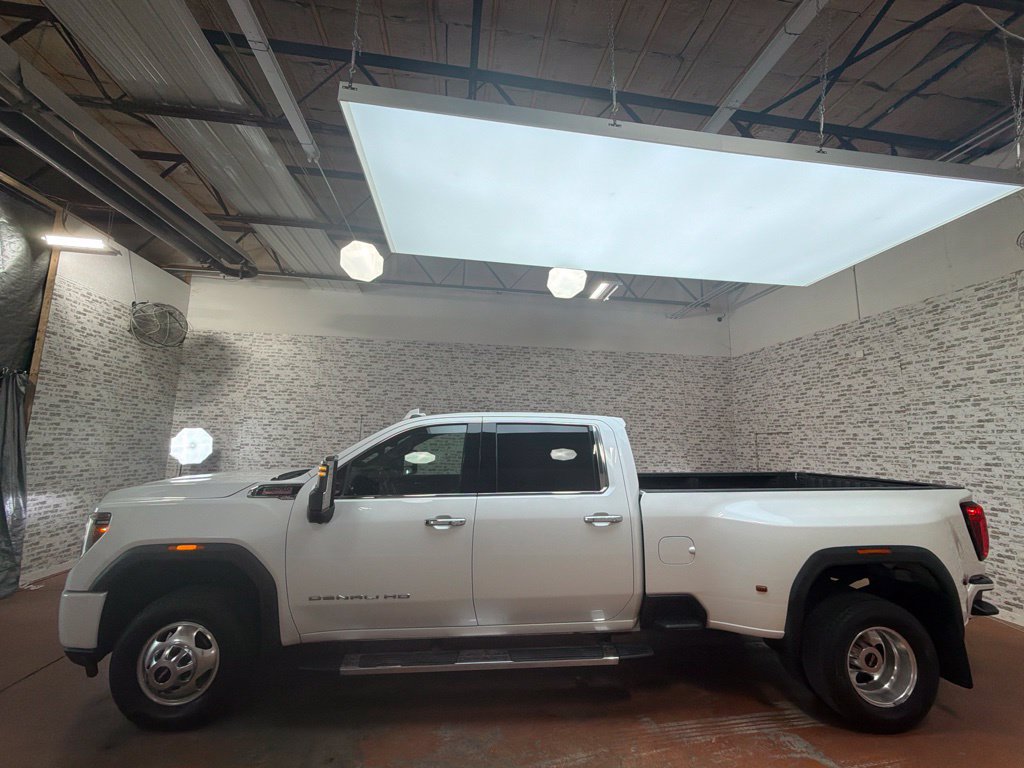 Used 2020 GMC Sierra 3500 Denali w/ Denali Ultimate Package AWD/4WD image 4