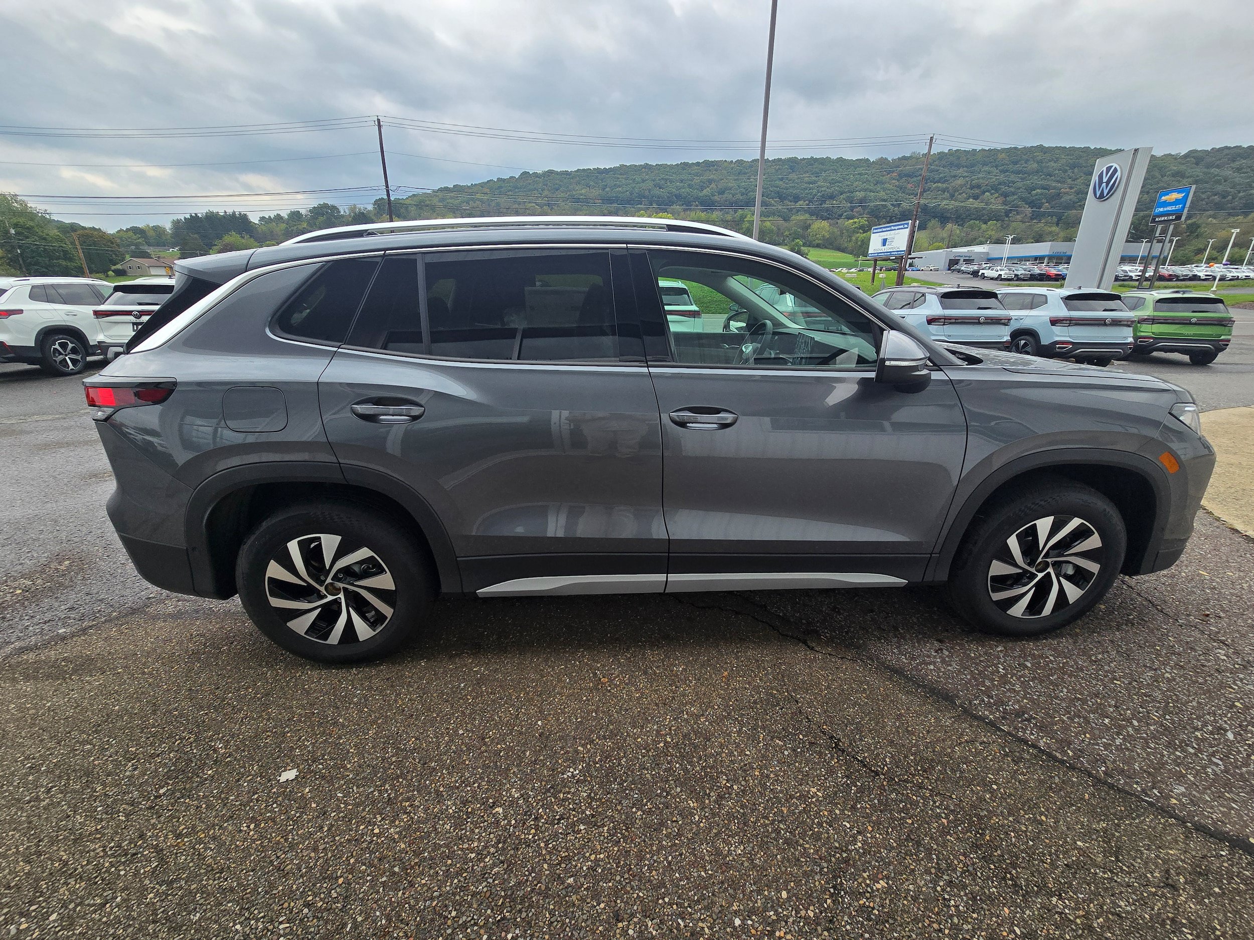 New 2026 Volkswagen Tiguan S AWD/4WD image 8
