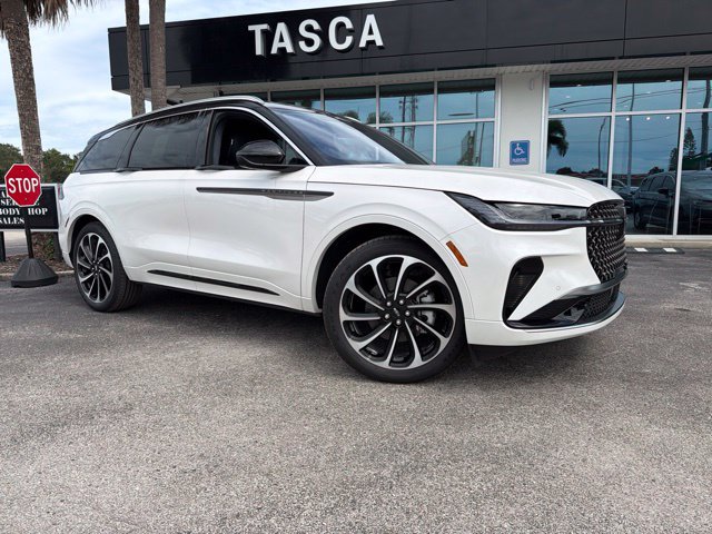New 2026 Lincoln Nautilus Black Label AWD/4WD image 1