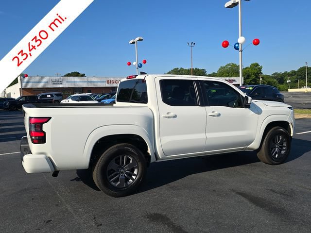 Used 2025 Nissan Frontier SV AWD/4WD image 3