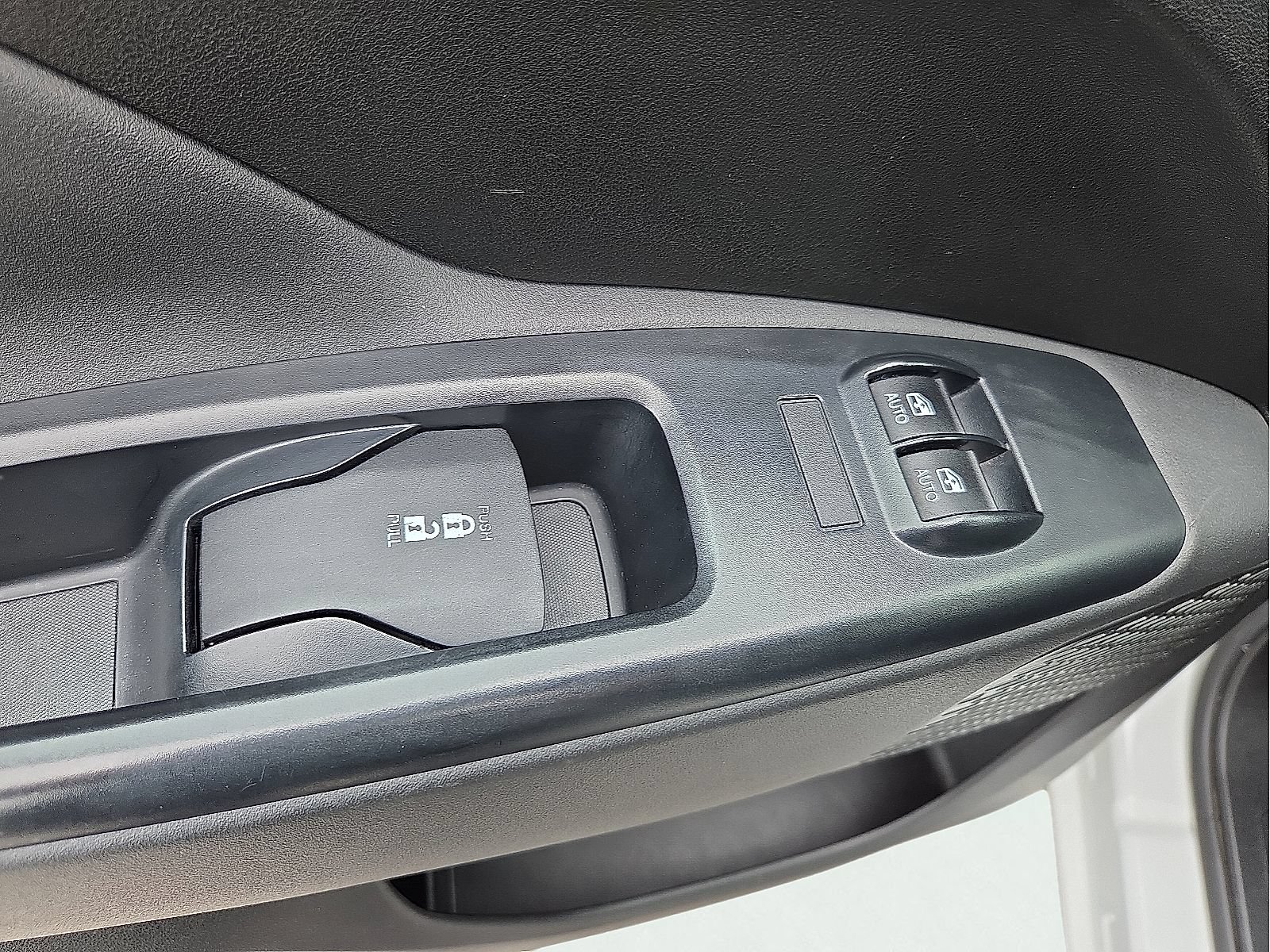 Used 2018 RAM ProMaster City Tradesman FWD image 14