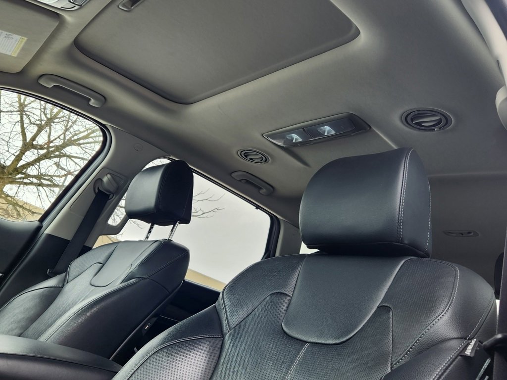 Used 2022 Kia Telluride EX w/ EX Premium Package image 35