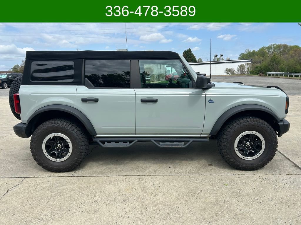 Used 2022 Ford Bronco Black Diamond w/ Sasquatch Package image 6