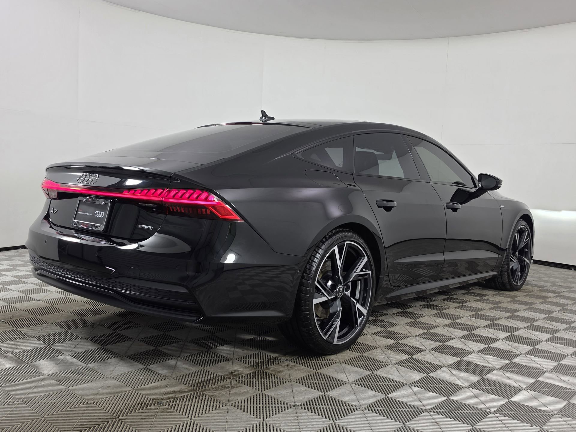 Certified 2025 Audi A7 3.0T Prestige AWD/4WD image 7