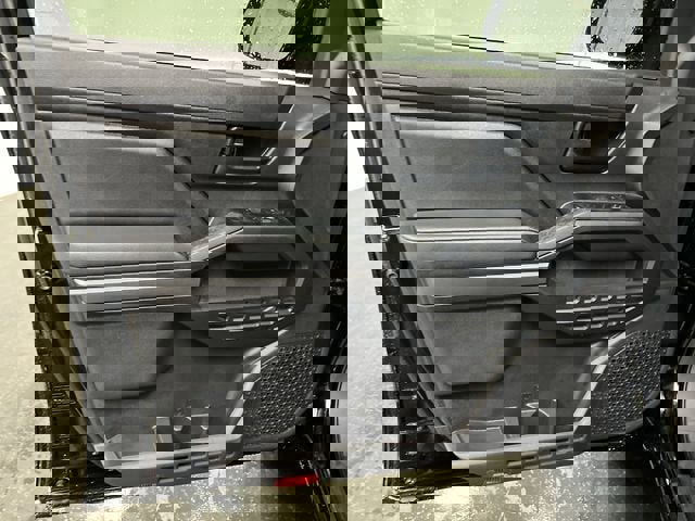 Used 2025 Toyota Tacoma SR5 image 21