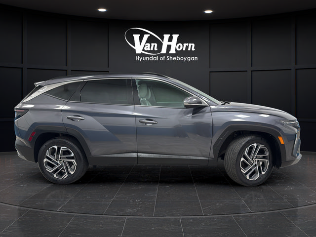 Used 2025 Hyundai Tucson Limited AWD/4WD image 8