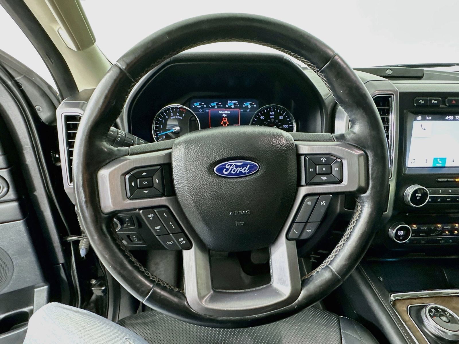 Used 2018 Ford Expedition Platinum AWD/4WD image 11