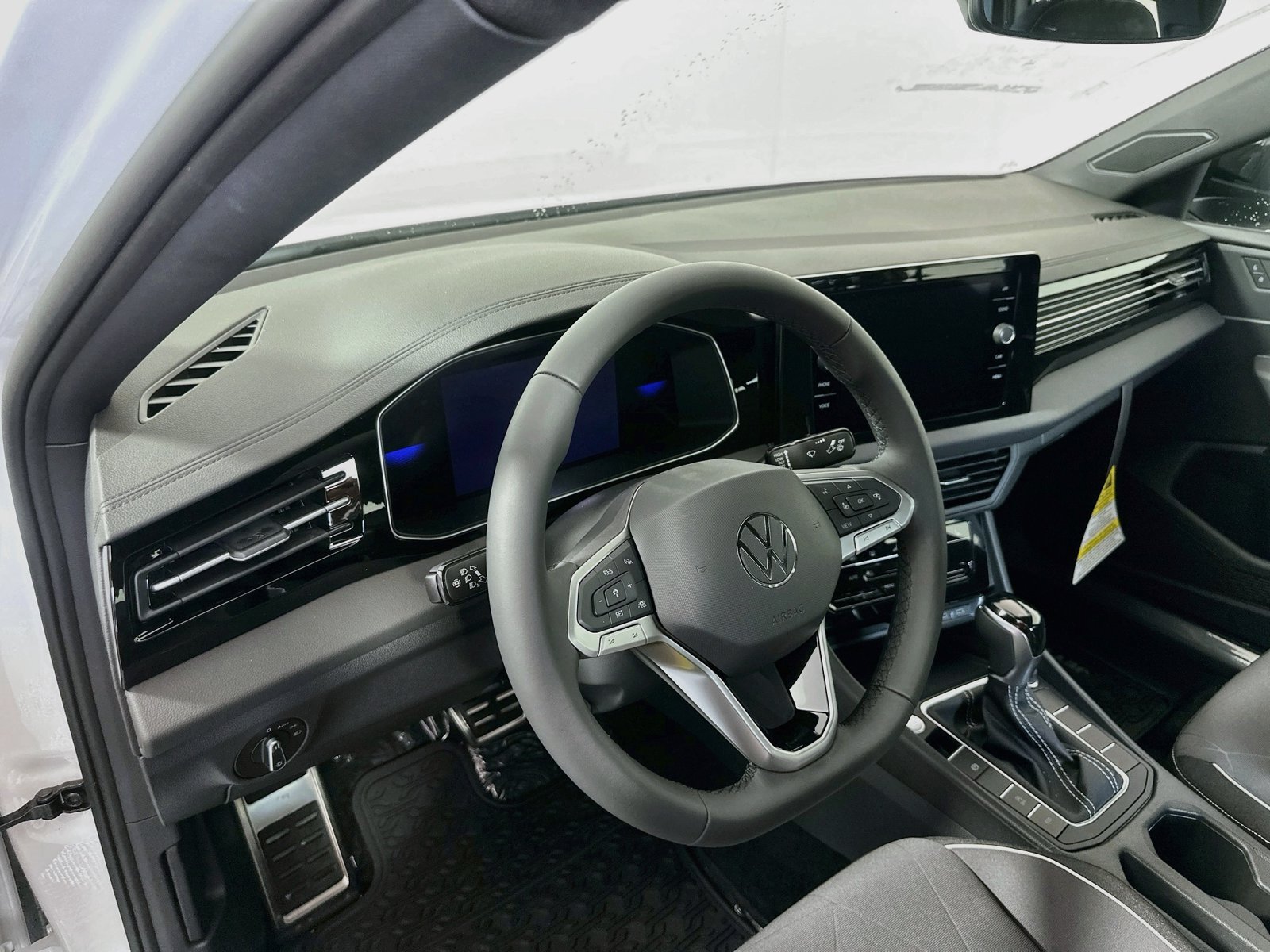 New 2027 Volkswagen Jetta Sport FWD image 9
