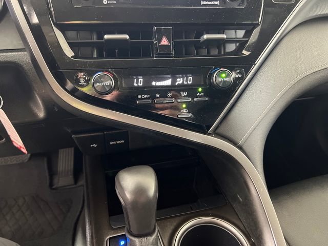 Used 2024 Toyota Camry SE image 20