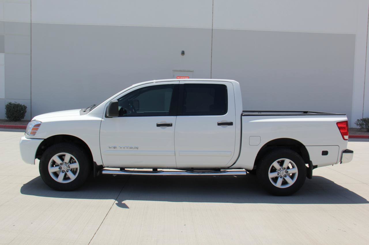 Used 2008 Nissan Titan SE AWD/4WD image 8