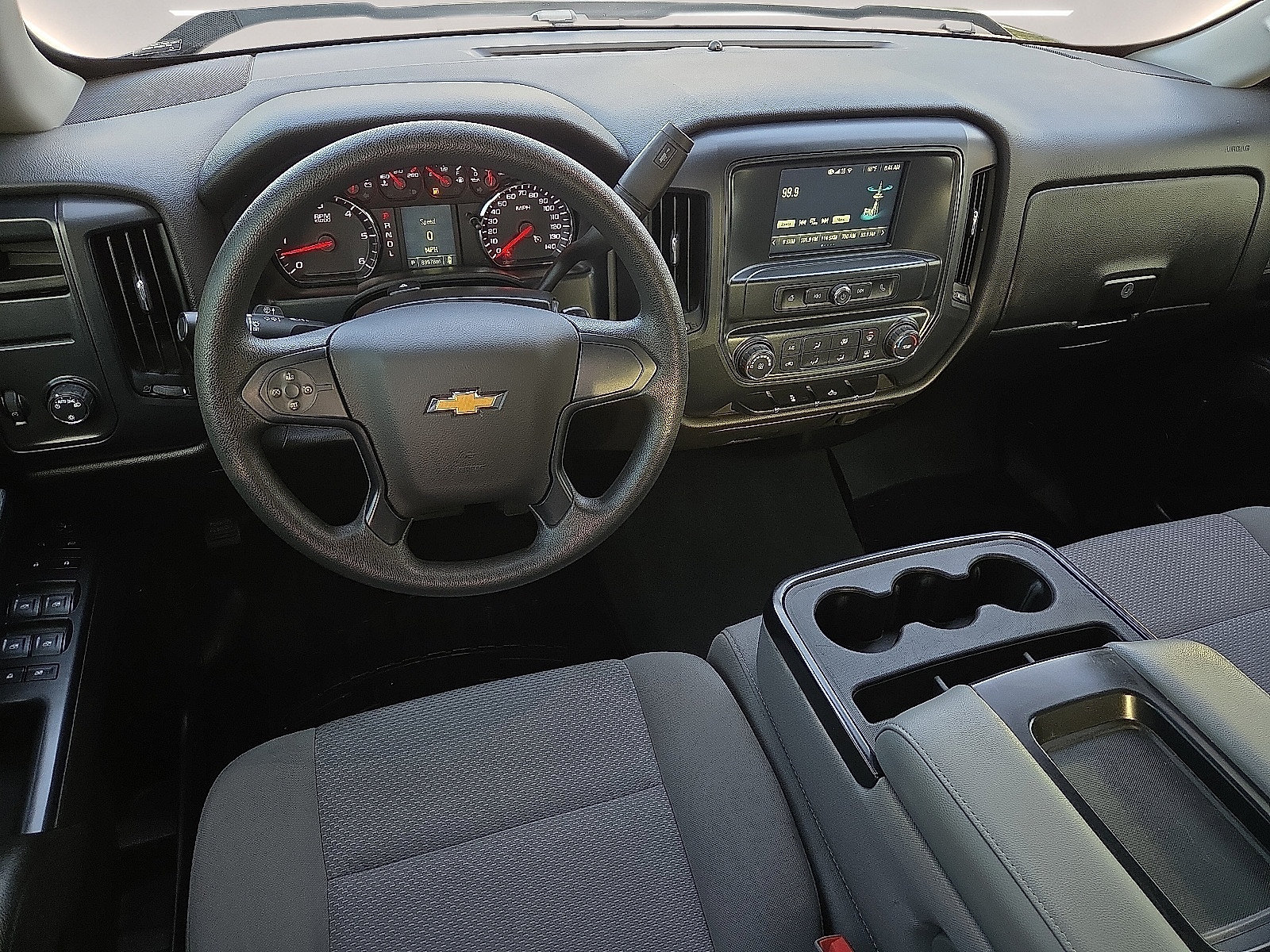 Used 2019 Chevrolet Silverado 1500 Custom w/ Custom Convenience Package RWD image 11