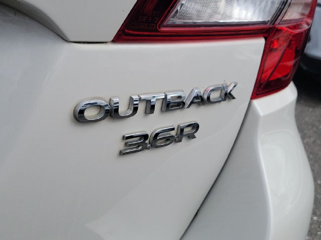 Used 2019 Subaru Outback 3.6R Limited AWD/4WD image 8