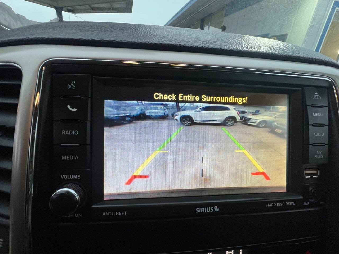 Used 2012 Jeep Grand Cherokee Laredo AWD/4WD image 18
