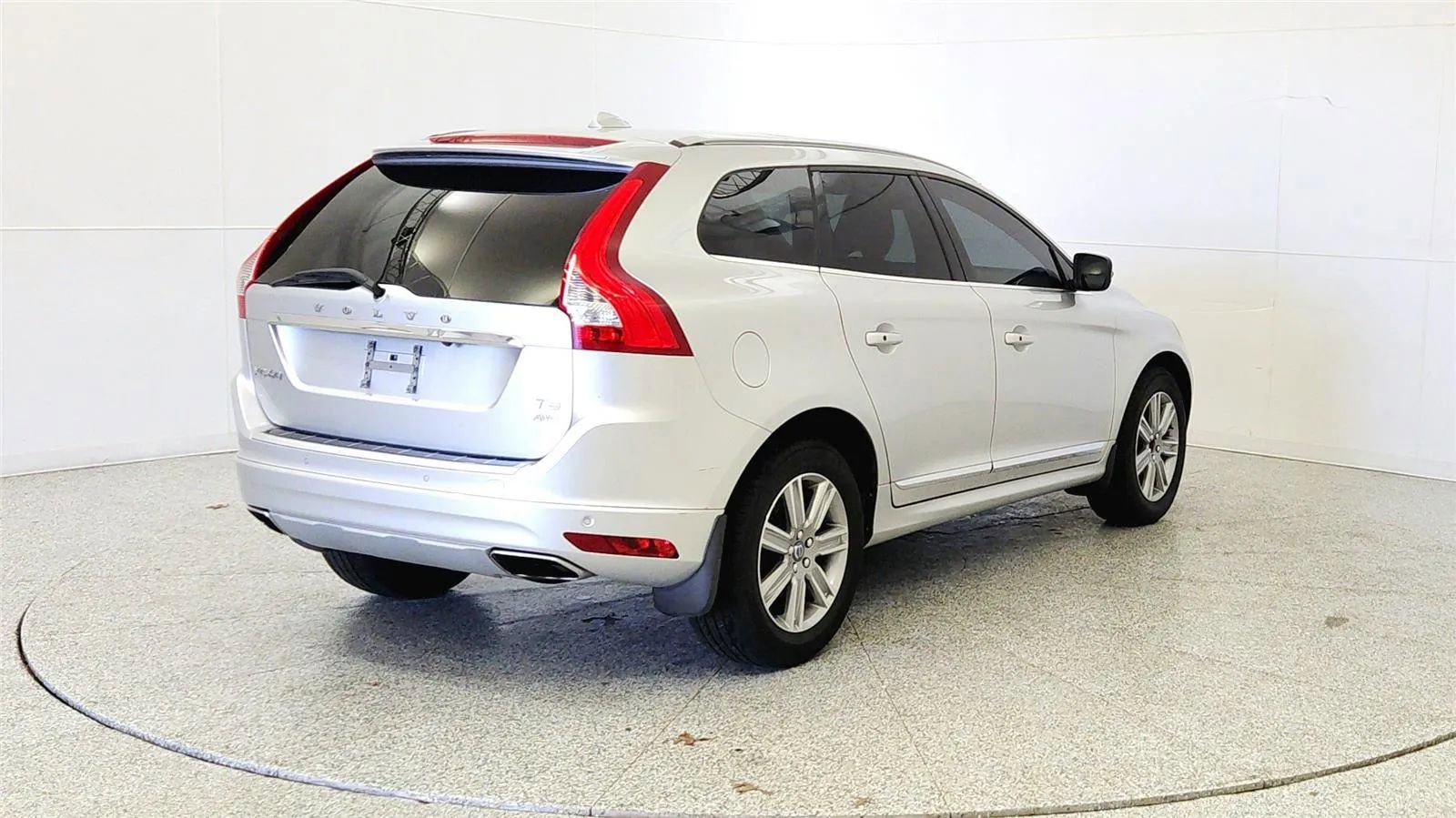 Used 2017 Volvo XC60 T5 Inscription w/ Preferred Option Package AWD/4WD image 7