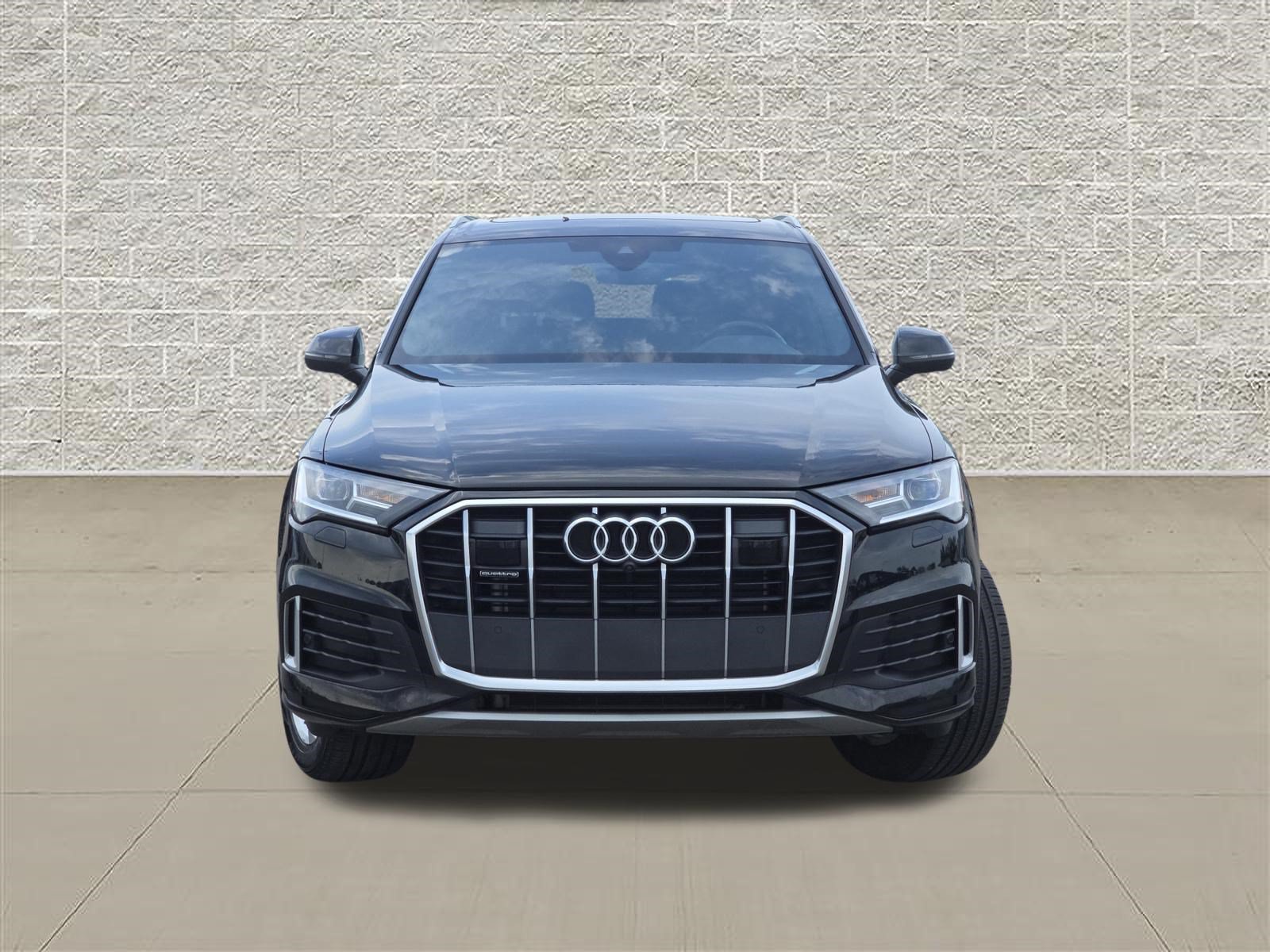 Certified 2023 Audi Q7 2.0T Premium w/ Convenience Package AWD/4WD image 2