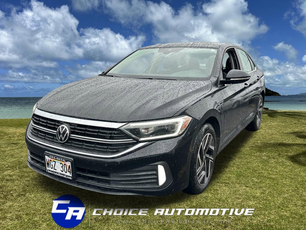 Used 2022 Volkswagen Jetta SEL image 1