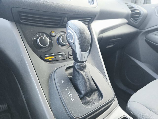 Used 2015 Ford Escape SE FWD image 17
