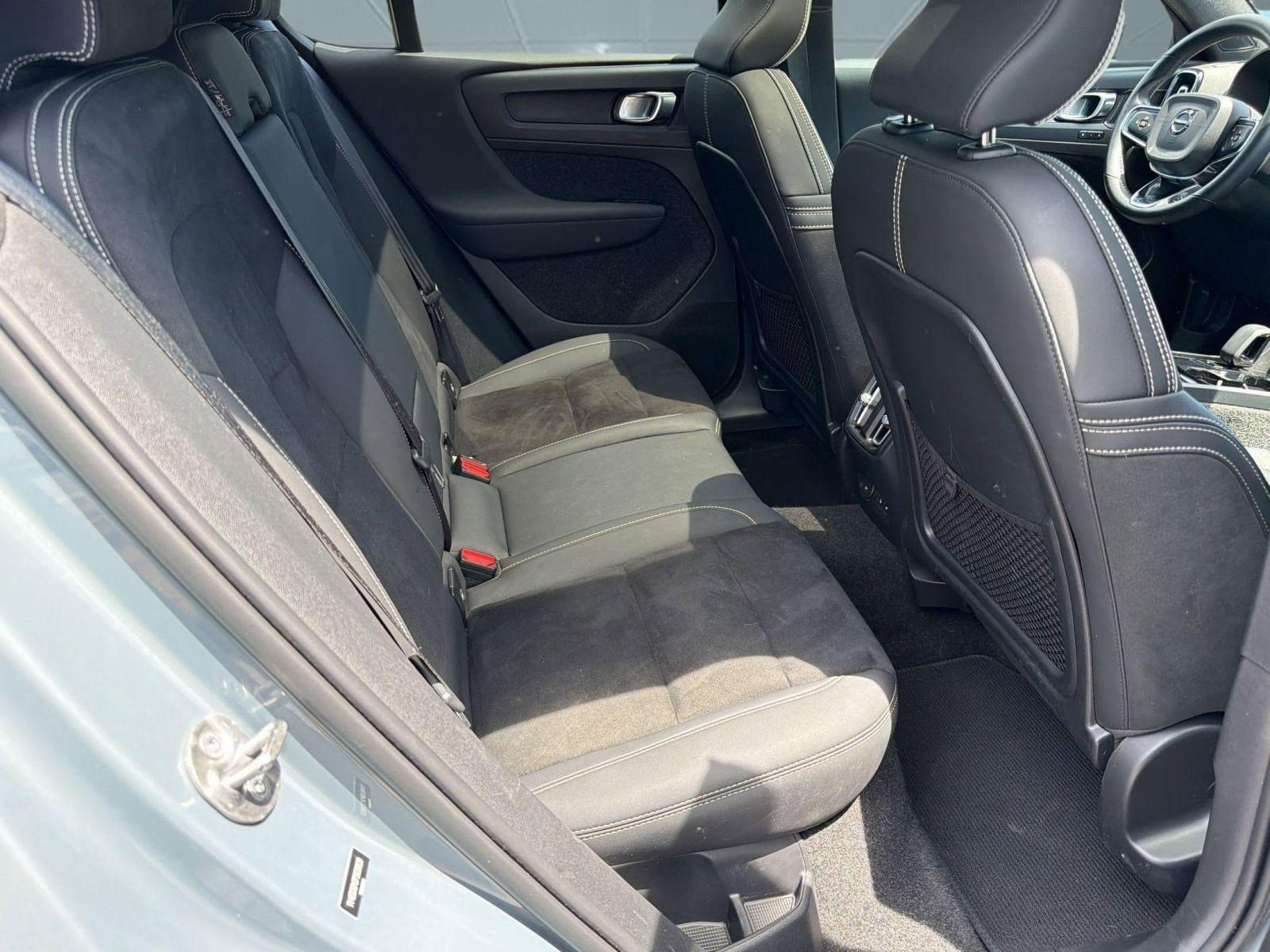 Used 2023 Volvo C40 P8 Recharge Ultimate w/ Protection Package Premier AWD/4WD image 29