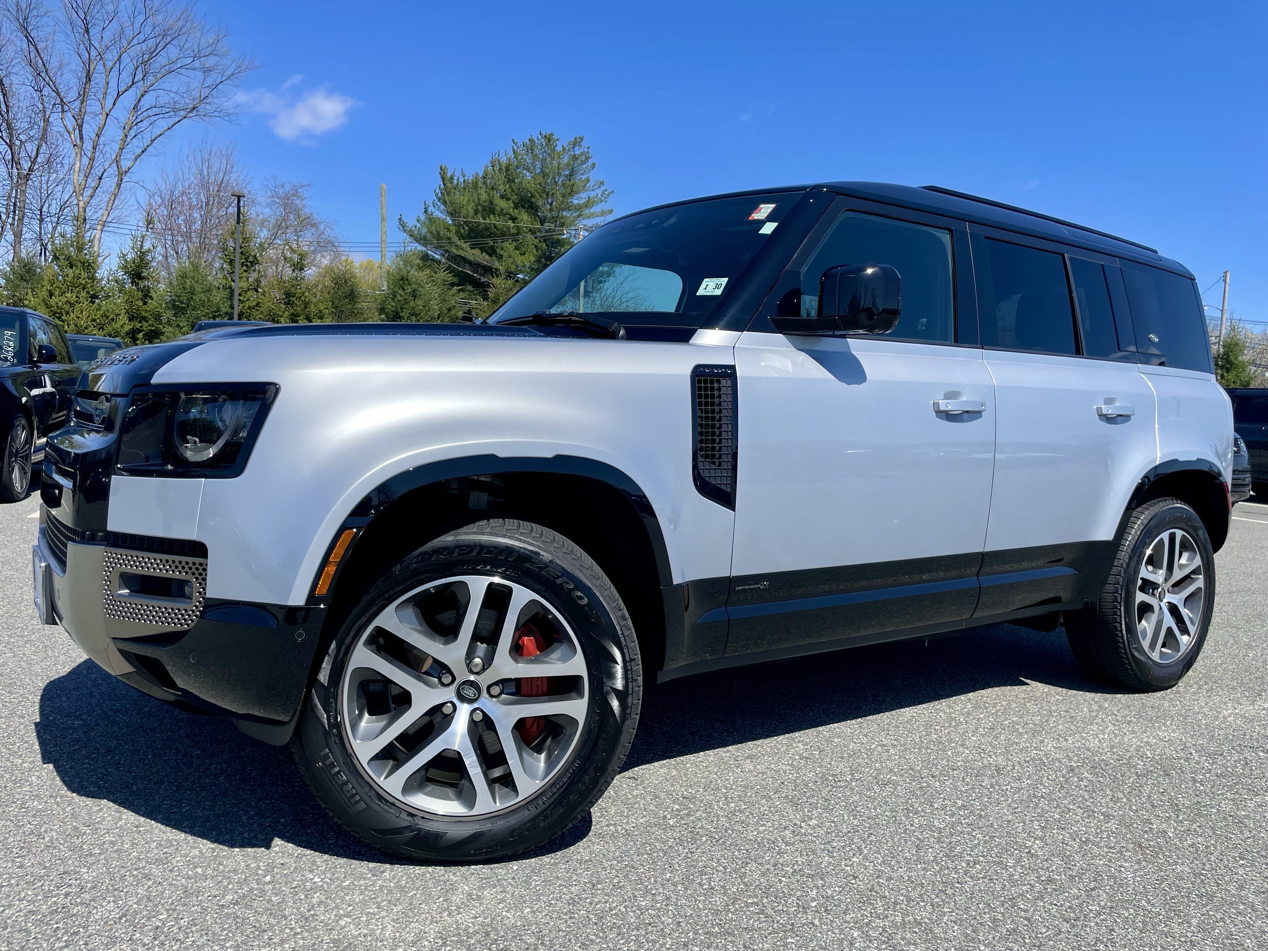 Certified 2024 Land Rover Defender 110 X image 36