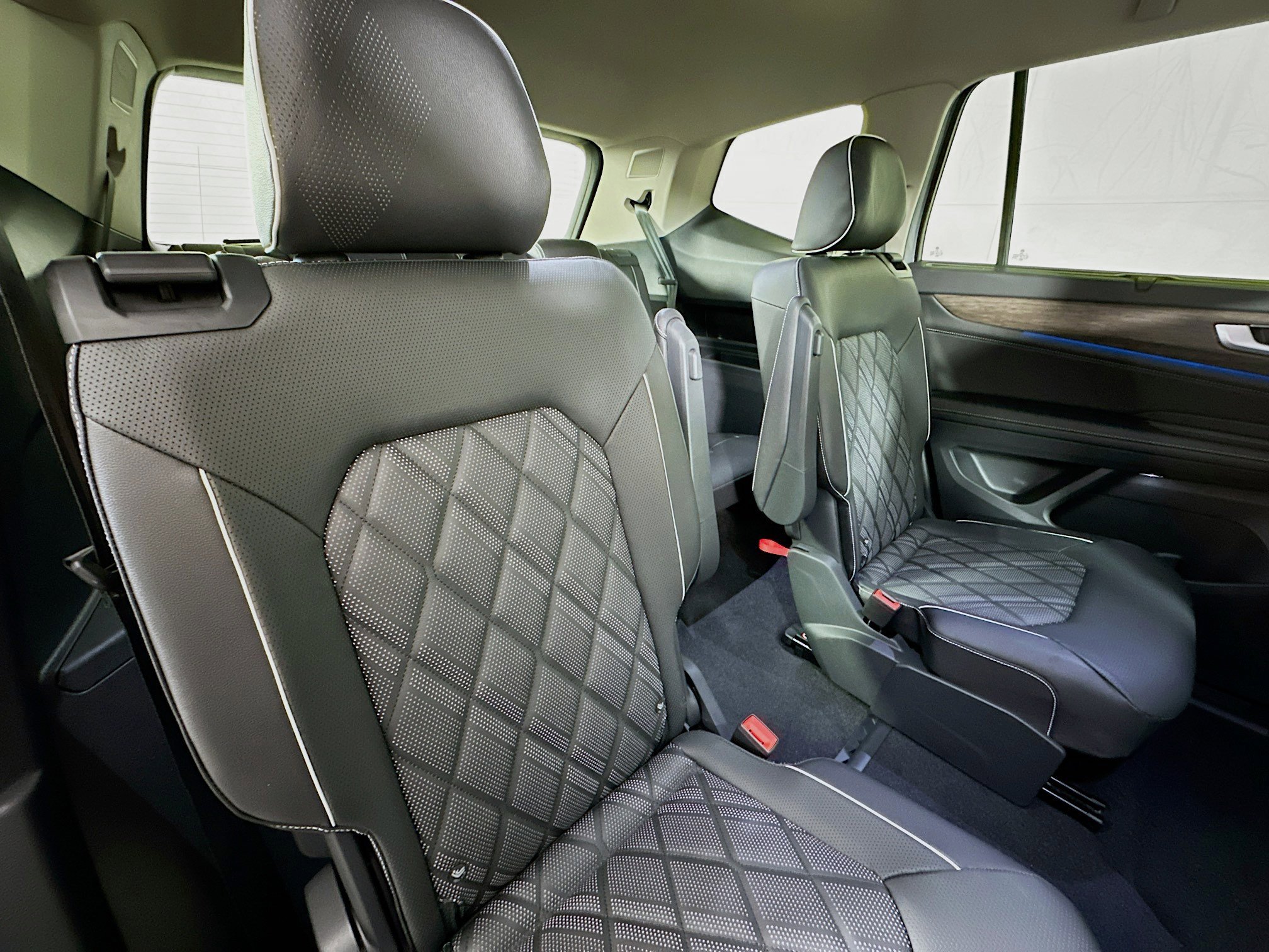 New 2026 Volkswagen Atlas SEL Premium R-Line image 29