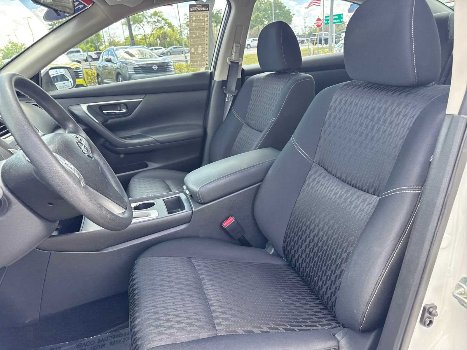 Used 2018 Nissan Altima 2.5 S w/ S Convenience Package image 22