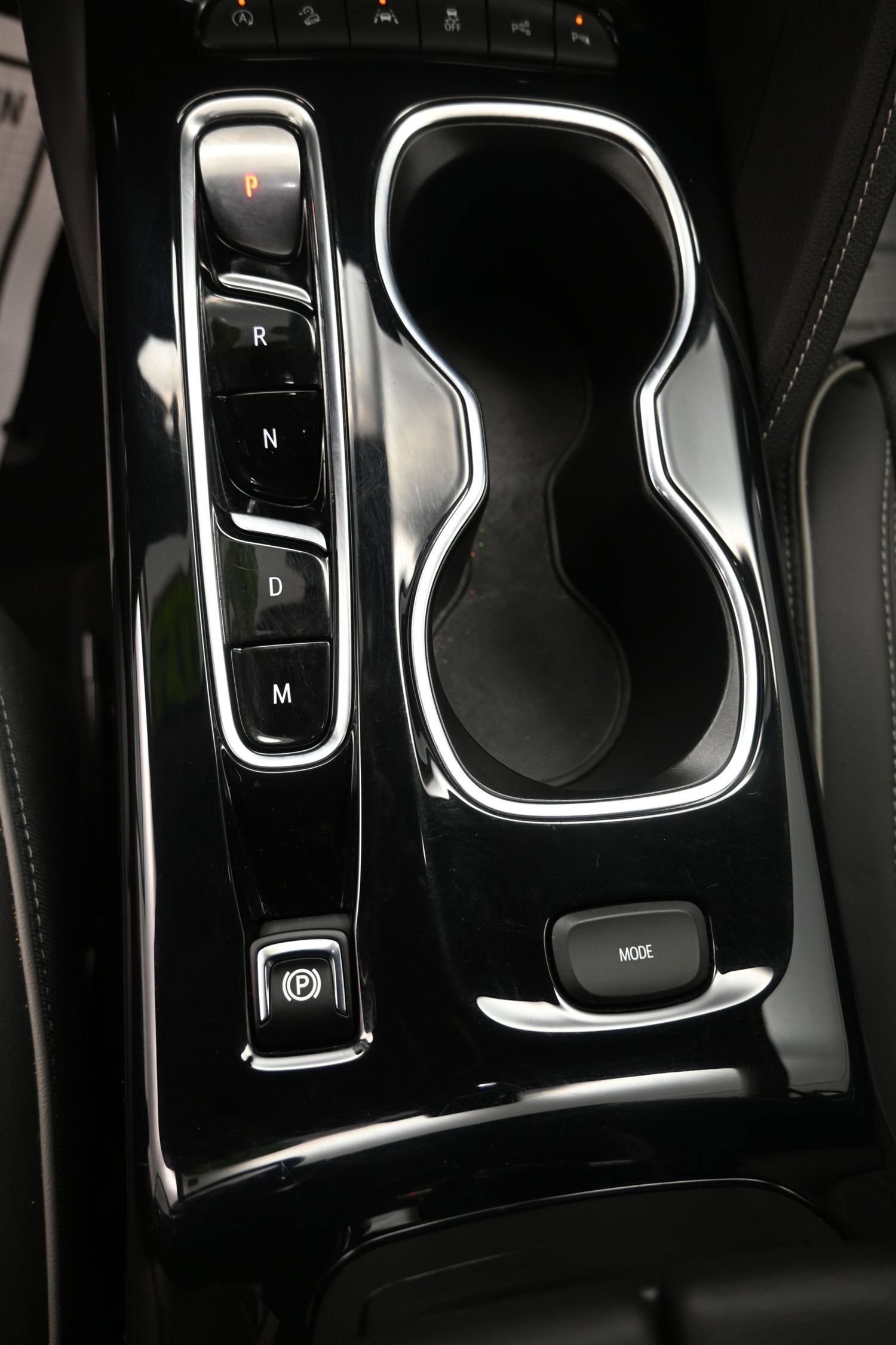 Used 2023 Buick Envision Avenir image 22