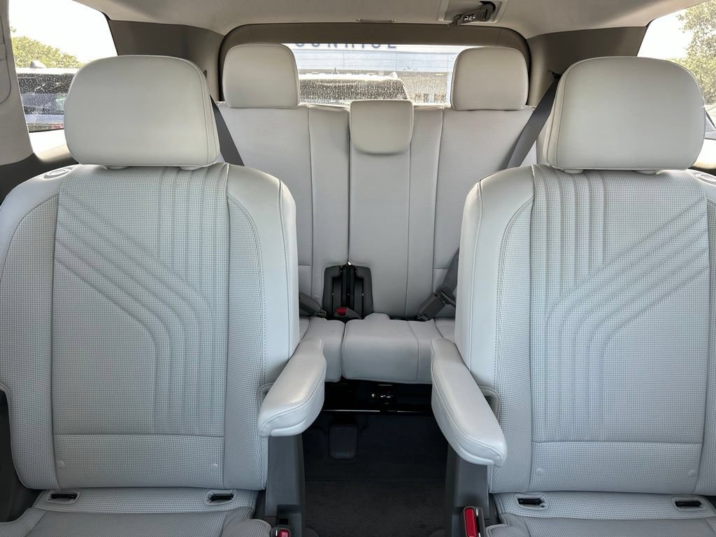 Used 2026 Hyundai Palisade SEL FWD image 13