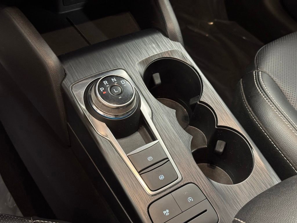 Used 2022 Ford Escape SEL w/ Equipment Group 302A image 33