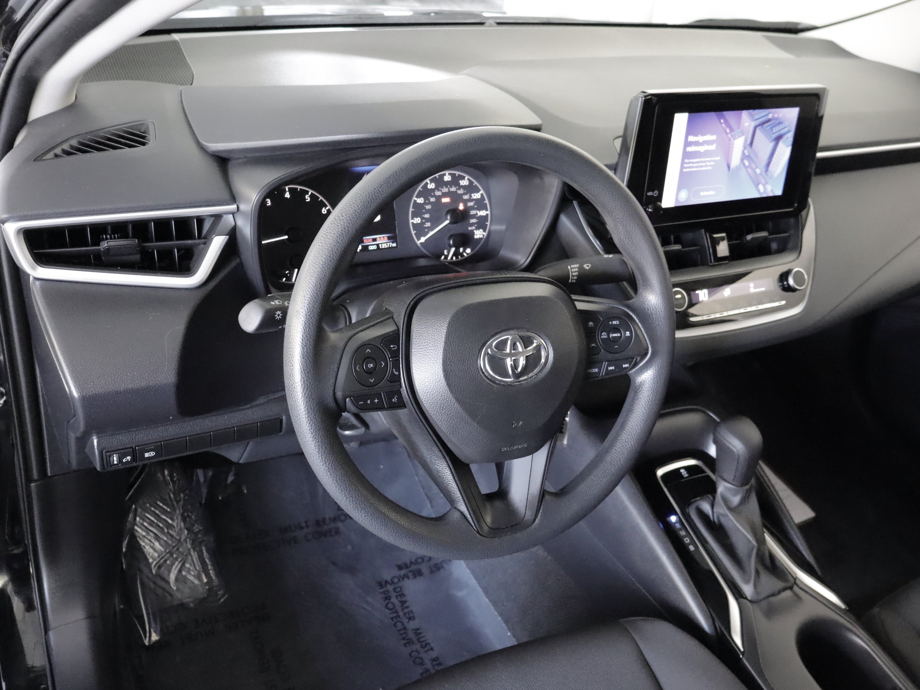 Used 2024 Toyota Corolla LE FWD image 9