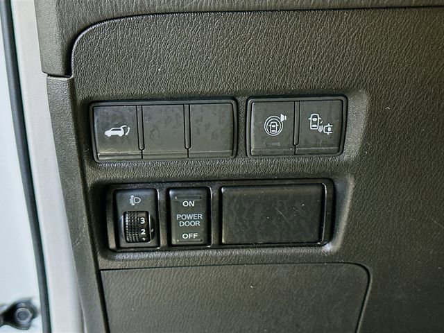 Used 2017 Nissan Armada Platinum w/ Captain Seat Package image 11