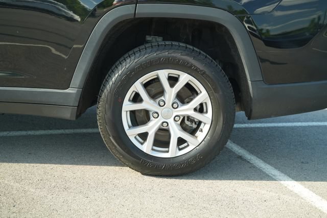 Used 2022 Jeep Grand Cherokee L Limited AWD/4WD image 50